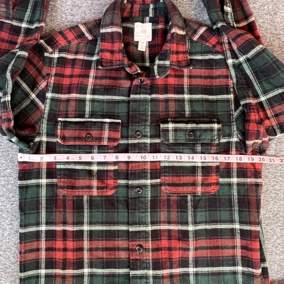 H&M LOGG Mens/Womens Plaid 100% Cotton Flannel Button Down S Outdoor Chores - Picture 11 of 12
